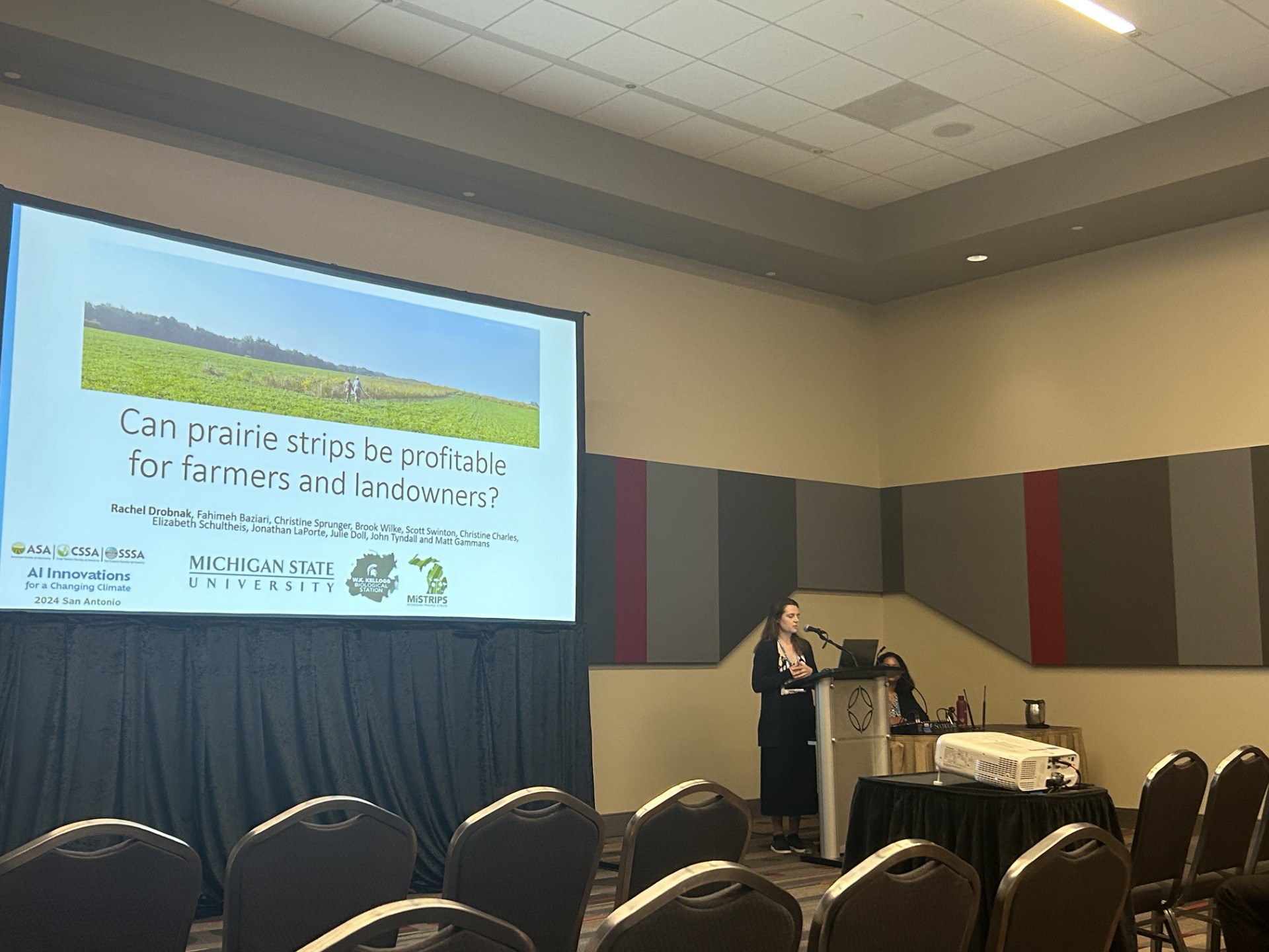 Rachel Presenting at Tri-Societies.jpg